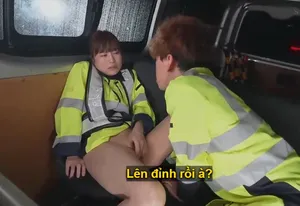 Em ngành mặt xinh bướm to cho xuất vào trong